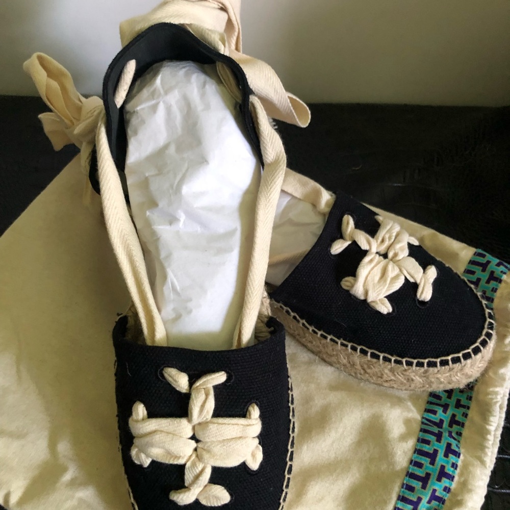 New Tory Burch Black and Cream lace up Espadrille Flats